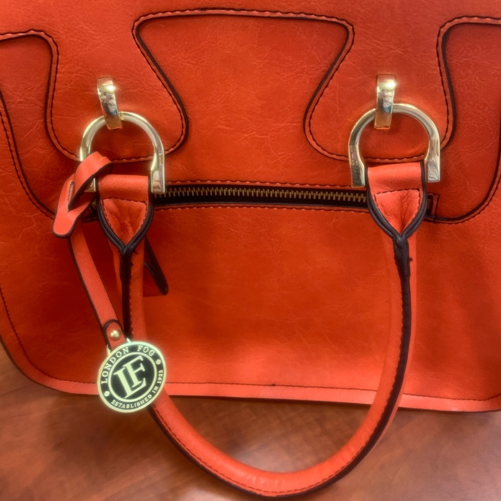 London Fog Orange leather handbag - Picture 1 of 15
